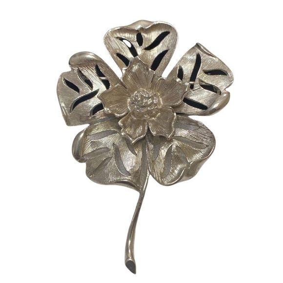 Vintage Silver Dimensional Flower Brooch Or Pin - Picture 10 of 10